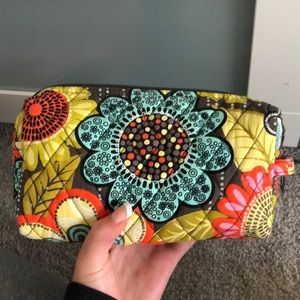 vera bradley toiletry bag